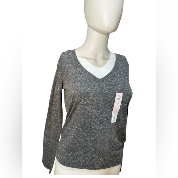 SO Kohl’s V-Neck Long Sleeve Shirt Dark Gray XS NWT Casual Soft Basic Cotton - Picture 2 of 10